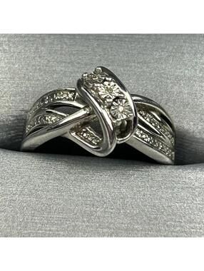 Zales Sterling Silver Diamond Accent Three Stone Swirl Ribbon Fashion Ring Sz6.7